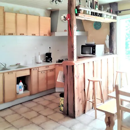 Accueillant A De 80 M² Avec Piscine Partagee Апартаменты