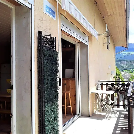 De 3 Avec Piscine Partagee Et Balcon Amenage A * Selonnet